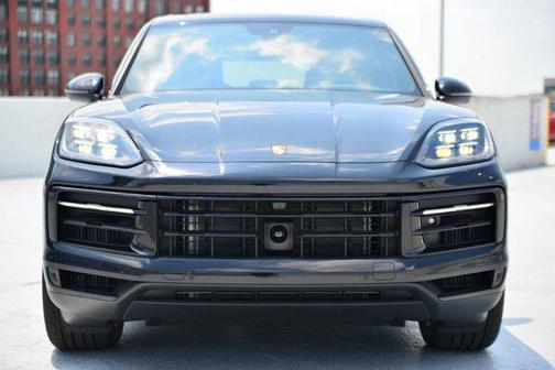 2025 Porsche Cayenne S