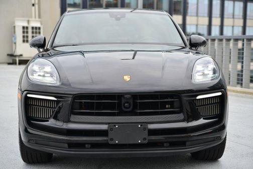 2023 Porsche Macan S