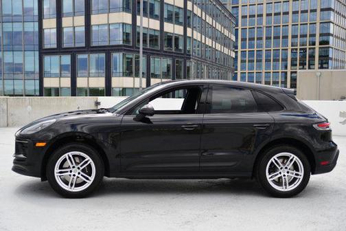 2025 Porsche Macan Base
