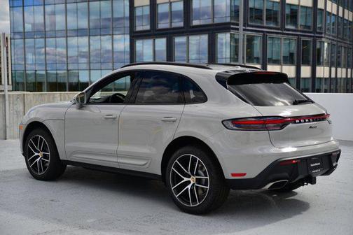 2026 Porsche Macan AWD