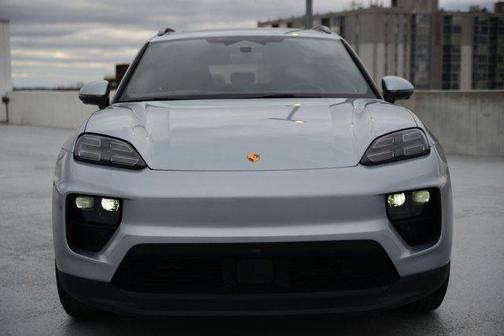 2025 Porsche Macan Electric