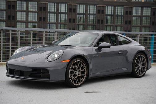 2025 Porsche 911 Carrera