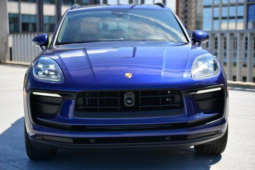 2026 Porsche Macan AWD