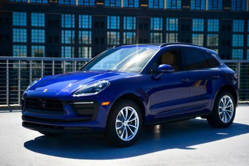 2026 Porsche Macan AWD