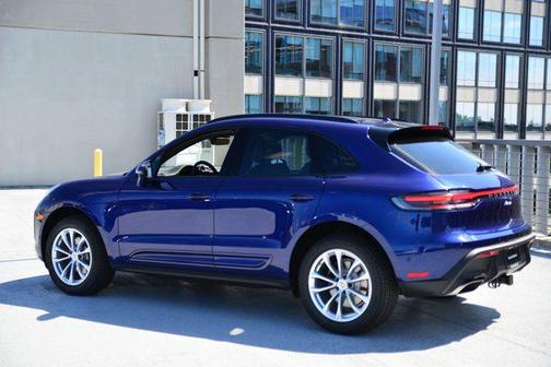 2026 Porsche Macan AWD