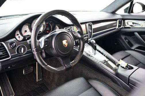 2016 Porsche Panamera Turbo