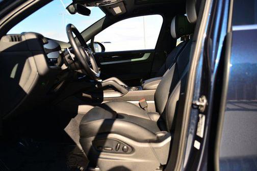 2024 Porsche Cayenne Cayenne