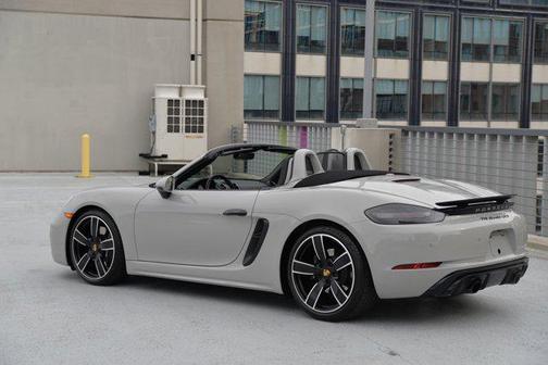 2025 Porsche 718 Boxster GTS 4.0