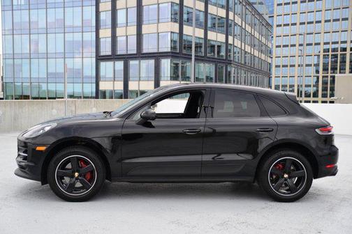 2021 Porsche Macan Base