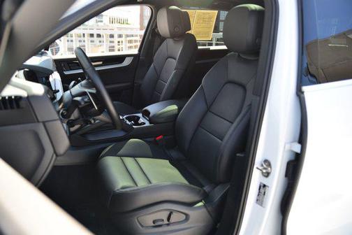 2024 Porsche Cayenne Cayenne