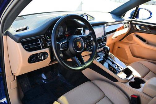 2024 Porsche Macan S
