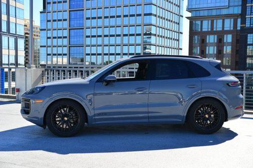 2026 Porsche Cayenne GTS