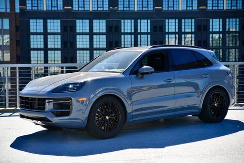 2026 Porsche Cayenne GTS