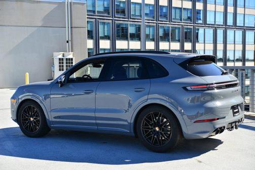 2026 Porsche Cayenne GTS