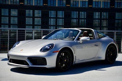 2024 Porsche 911 Targa 4 GTS