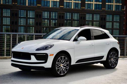 2026 Porsche Macan AWD