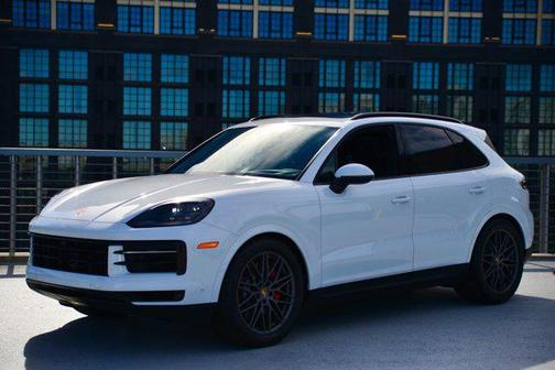 2025 Porsche Cayenne S