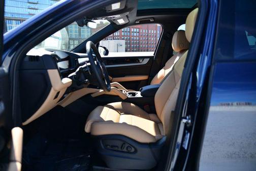 2025 Porsche Cayenne Cayenne