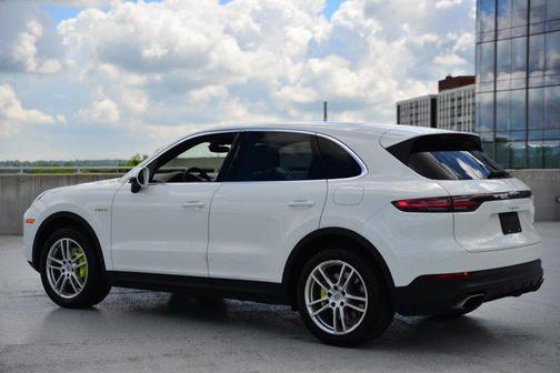 2019 Porsche Cayenne E-Hybrid S