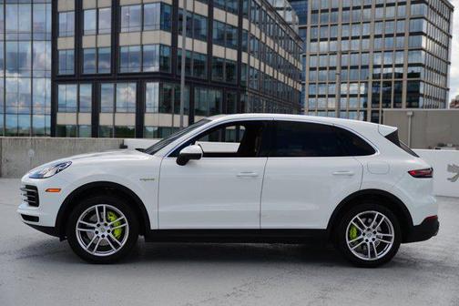 2019 Porsche Cayenne E-Hybrid S