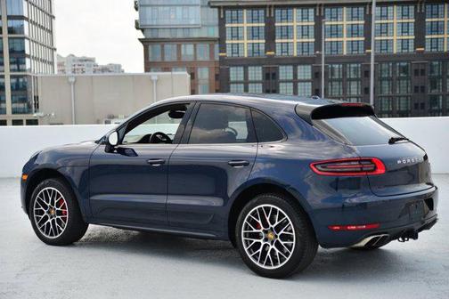 2018 Porsche Macan Turbo