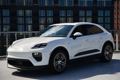 2025 Porsche Macan Electric