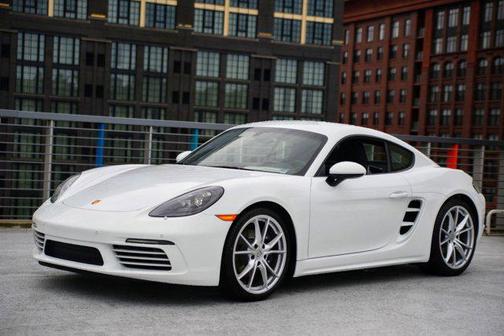 2025 Porsche 718 Cayman Style Edition