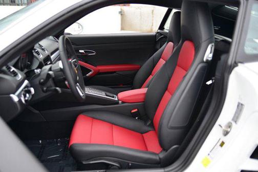 2025 Porsche 718 Cayman Style Edition