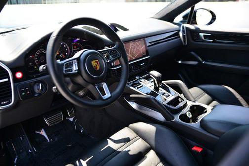 2021 Porsche Cayenne Turbo