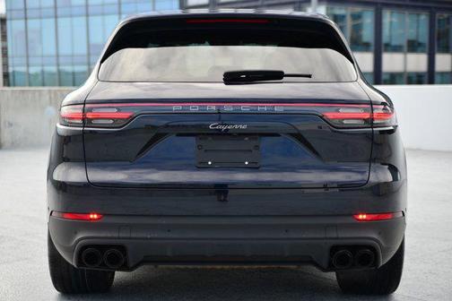 2023 Porsche Cayenne Platinum Edition