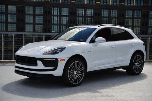 2026 Porsche Macan AWD