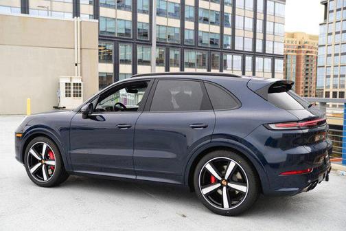 2026 Porsche Cayenne GTS
