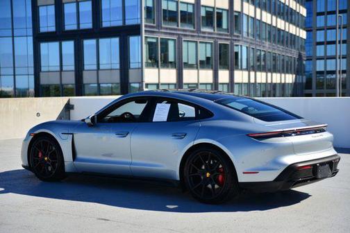 2024 Porsche Taycan GTS
