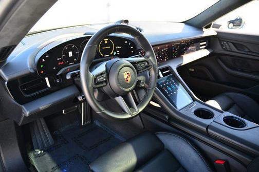 2024 Porsche Taycan GTS