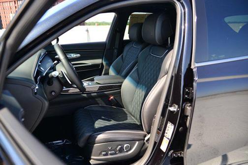 2023 Genesis GV70 3.5T AWD Sport