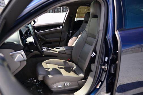 2011 Porsche Panamera Turbo