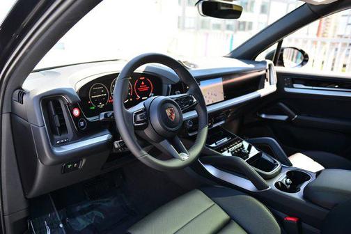 2026 Porsche Cayenne AWD