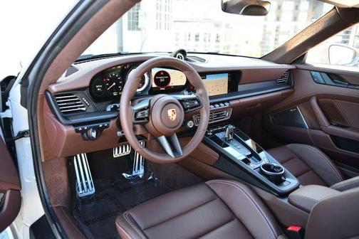 2024 Porsche 911 Carrera GTS