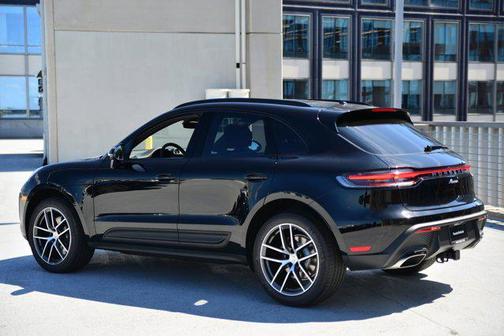 2026 Porsche Macan AWD