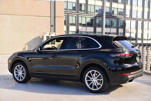 2023 Porsche Cayenne Cayenne