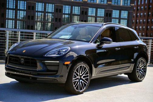 2025 Porsche Macan AWD