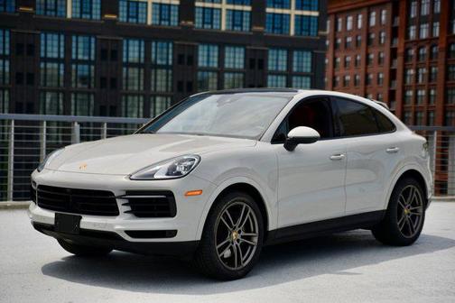 2022 Porsche Cayenne Platinum Edition