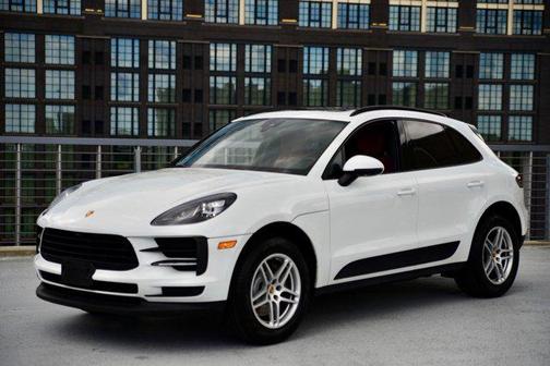 2021 Porsche Macan AWD