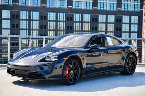 2022 Porsche Taycan GTS