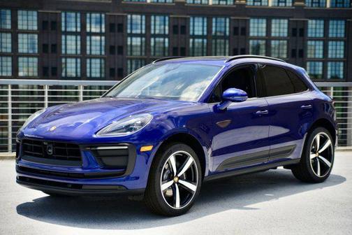 2025 Porsche Macan AWD