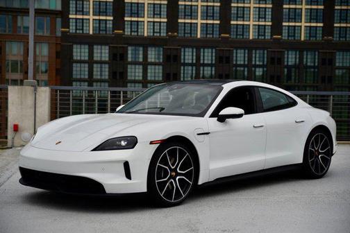 2025 Porsche Taycan RWD
