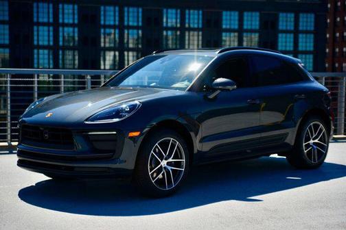 2026 Porsche Macan AWD
