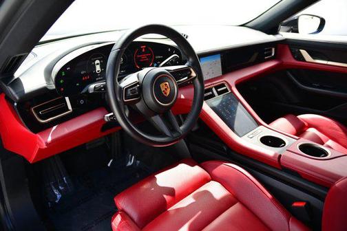 2021 Porsche Taycan Cross Turismo 4