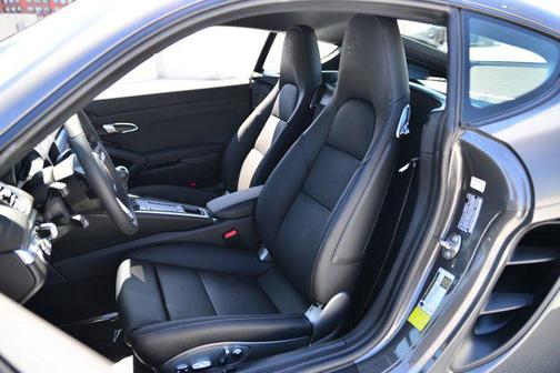 2025 Porsche 718 Cayman Style Edition