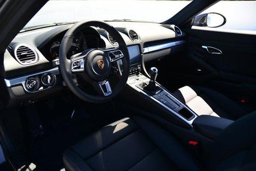 2025 Porsche 718 Cayman Style Edition
